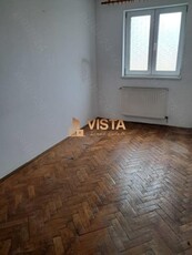 Apartament 3 camere, Grivitei