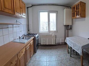 Apartament 3 camere in zona DIANA