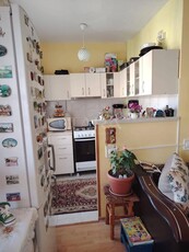 Apartament decomandat cu 2 camere, Floresti