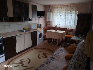 Apartament spațios, aproape de București, în zonă liniștită