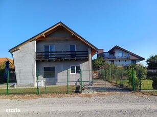 2 camere cu Gradina proprie - Primaria Popesti Leordeni - Centru ,