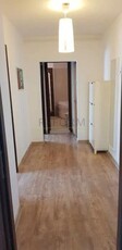 De inchiriat apartament cu 2 camere, Plopilor