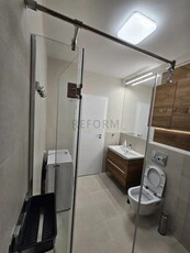 De inchiriat apartament in zona centrala