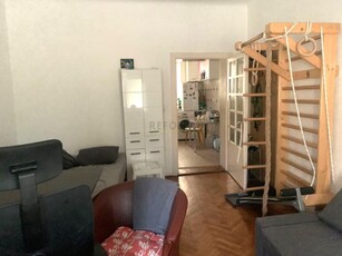 De inchiriat apartament o camera Piata Cipariu