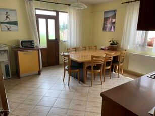 De vanzare apartament 3 camere, decomandat la casa in cartierul Gruia