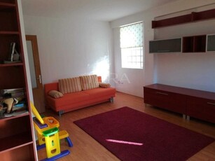 De vanzare apartament cu 2 camere in Floresti, zona ANL