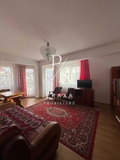 OPORTUNITATE! Apartament decomandat 2 camere, parcare, in zona strazii Eroilor!