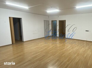 Apartament de 3 camere, semidecomandat, in Floresti, zona Tineretului