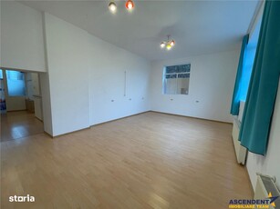 Apartament 110 m2 Scara interioara si garaj. SCHIMB SI CU CASA