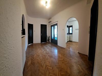 Inchiriere apartament 3 camere in vila Dacia_Eminescu, ideal birouri