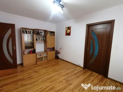 Apartament 2 camere, nedecomandat, renovat, Bariera Bucureș