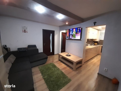 Apartament 3 camere, 54mp, zona Manastur