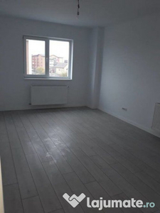 Apartament 3 camere - Decomandat -Centrala - Dressing in ...