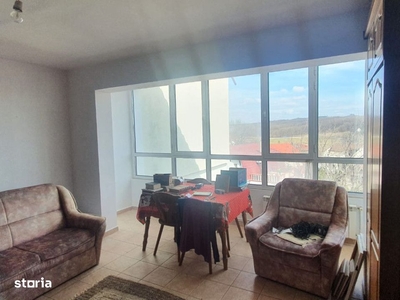 De vânzare apartament cu 2 camere in Sânpetru