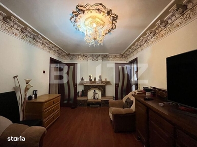 Apartament cu 2 camere semidecomandat, Craiovița Nouă, zona...