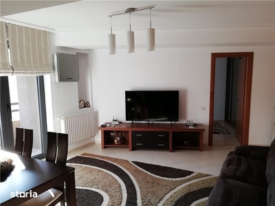 Apartament cu 3 camere in zona Decebal