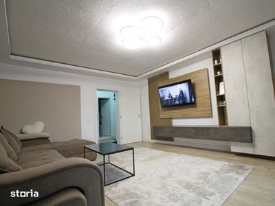 Apartament DE LUX - Faleza Nord - Ultrafinisat - Vedere Frontala La Ma