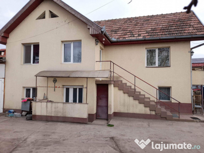 Casa de vanzare in zona Someseni, suprafata teren 427 mp, su