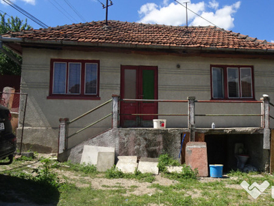 Casa in Deva, zona Viile Noi, suprafata teren 475 mp