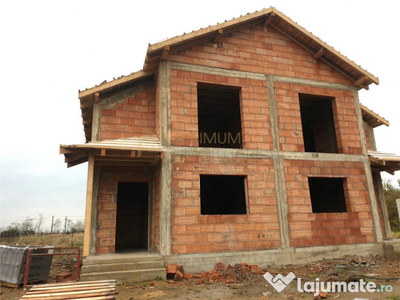 Duplex - toate utilitatile - dormitor pe plan