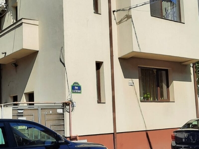 Inchiriere apartament 2 camere Titulescu, Gara, demisol vila reabilitata