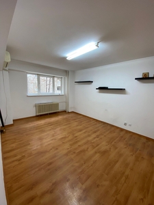 Inchiriere apartament 3 camere ideal firma imobil 1990 Panduri Academia Militara