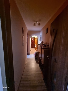 Vând apartament 2 camere G.Enescu Suceava