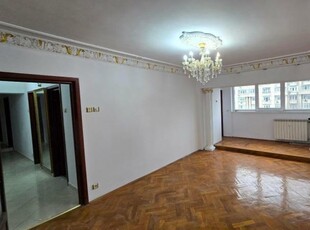 3 camere Decebal- Piata Alba Iulia