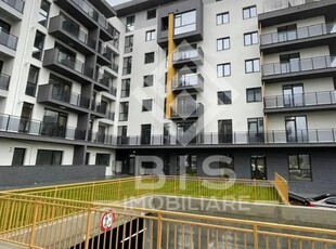 Apartament 2 Cam Zona Mall Bloc Nou