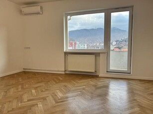 Apartament 2 camere central , Brasov