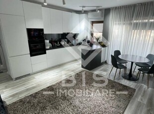 Apartament 3 camere Bloc Nou