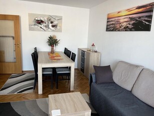 Apartament 3 camere, Grivitei