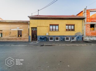 Casa zona centrala Biserica Sarbeasca, comision 0%