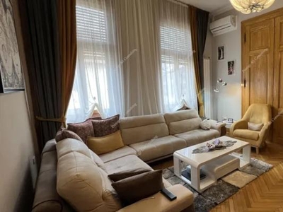 Apartament renovat 3 Camere-3 Bai-Balcon | Zona Neptun