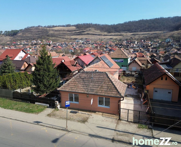 Casă situata pe strada Avram Iancu