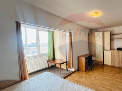 Apartament cu o camera de vanzare