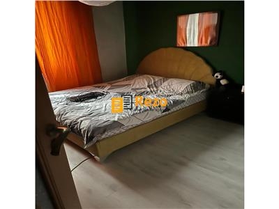 TINERETULUI APARTAMENT 3 CAMERE DECOMANDAT 80 MP