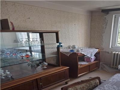 Vanzare Apartament 3 Camere Decomandat BerceniSecuilor