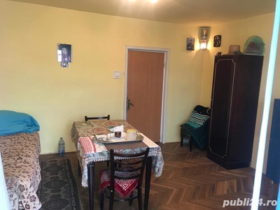 Apartament 3 camere str.Primaverii