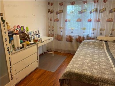 apartament 3 camere, Titan, Piata Minis, etaj 4, bloc reabilitat, 67mp utili, decomandat, amenajat