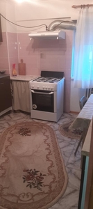 Apartament 4 Camere Zona Farmacia Husac , Etaj 2