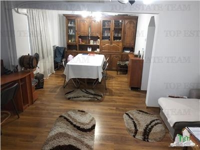 Apartament de 3 camere de vanzare in zona Mall Sun Plaza