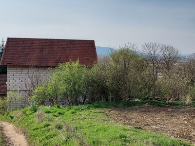 Casa la Rosu de vanzare Simeria Veche, jud Hunedoara