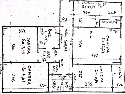 Apartament de 4 camere, etaj intermediar, 2 bai, 82mp + balcon zona Calea Floresti