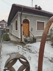 Ocazie-Apartament cu 4 camere, etaj 1- Nufărul