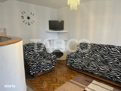 Apartament cu 3 camere de vânzare în zona Andrei Muresanu