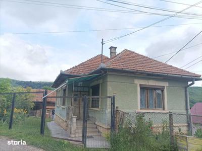 Apartament cu 3 camere decomandate debara si balcon in Sibiu