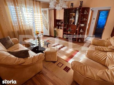 Apartament 3 camere, 64 mp, zona - Cetate