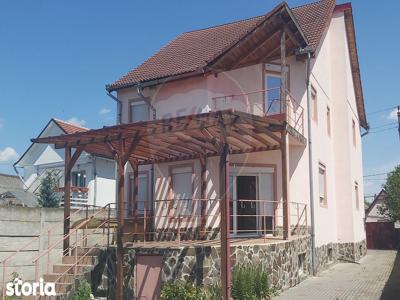 Vila individuala de inchiriat in Sibiu, cu teren de 1.000 mp