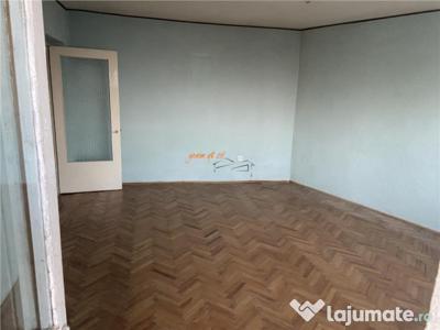 Apartament 3 camere, zona Spitalul Municipal Focsani, decoma